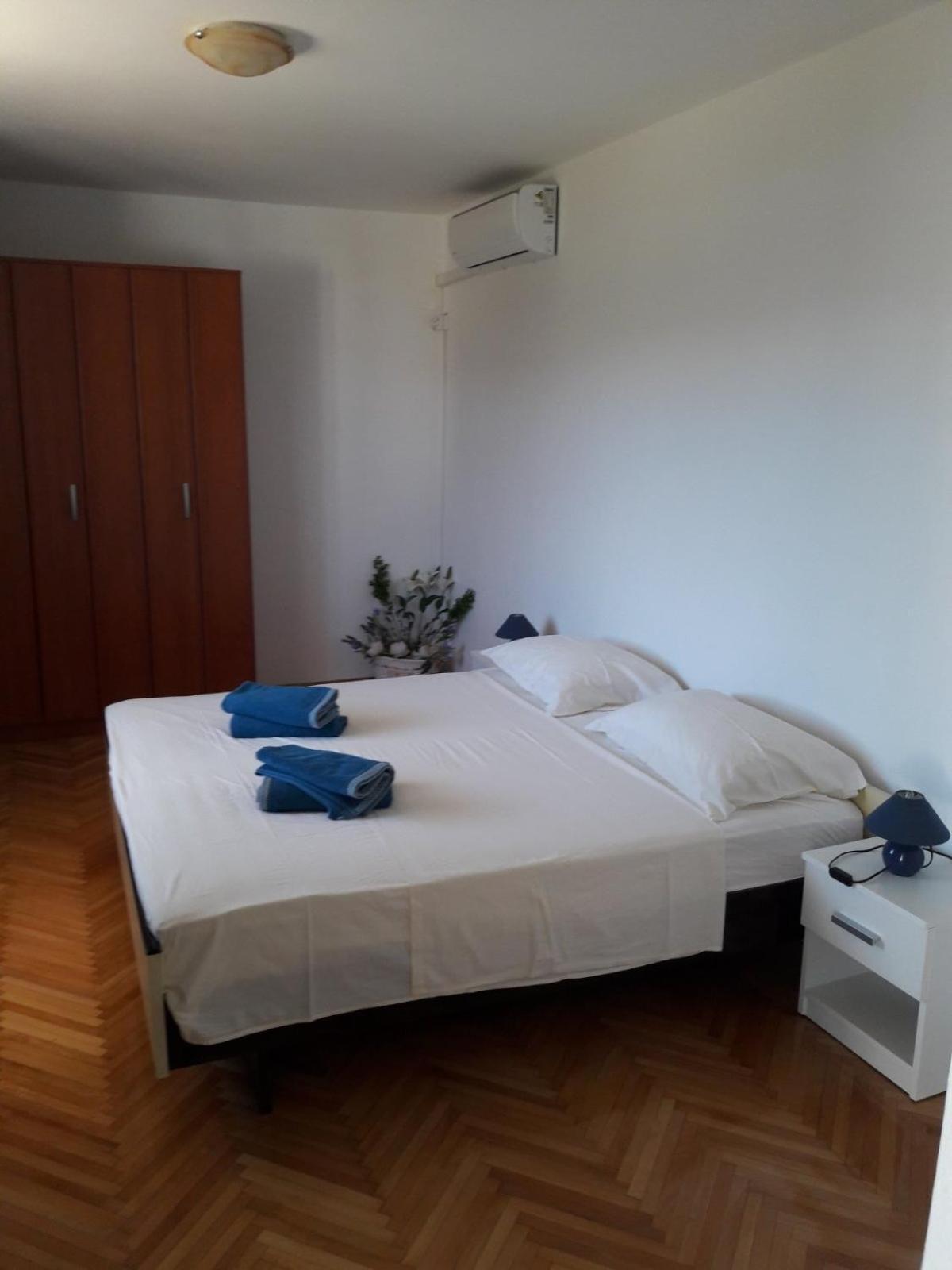 Fei Fei Apartments Račišće 객실 사진
