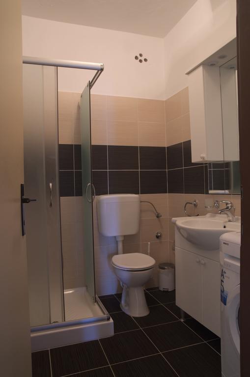 Fei Fei Apartments Račišće 외부 사진
